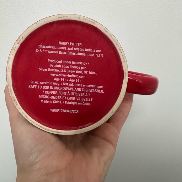 Harry Potter Red Mug - Picture 4 of 5
